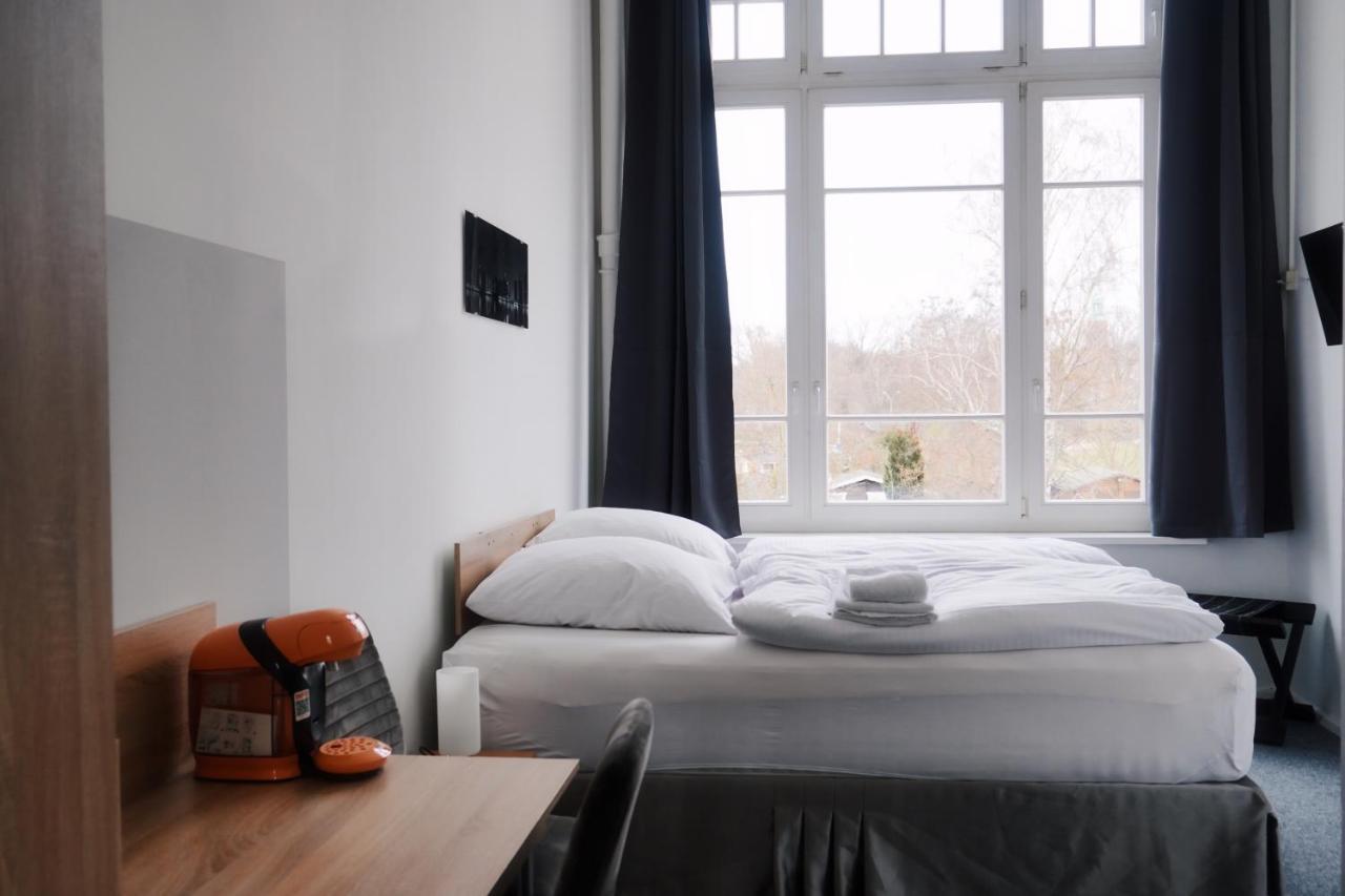 Motel Home Wittenau Berlin Exterior photo